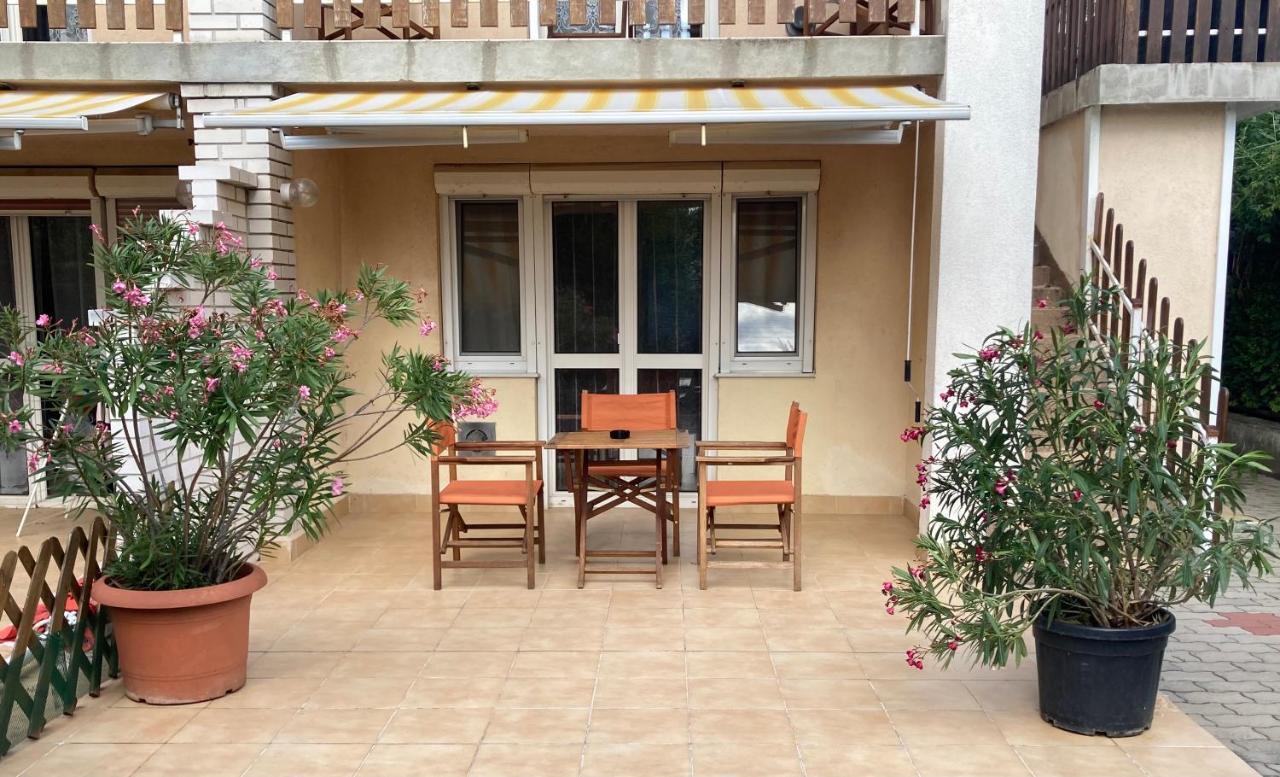 Sunset Beach Apartman Balatonfuzfo Exterior photo