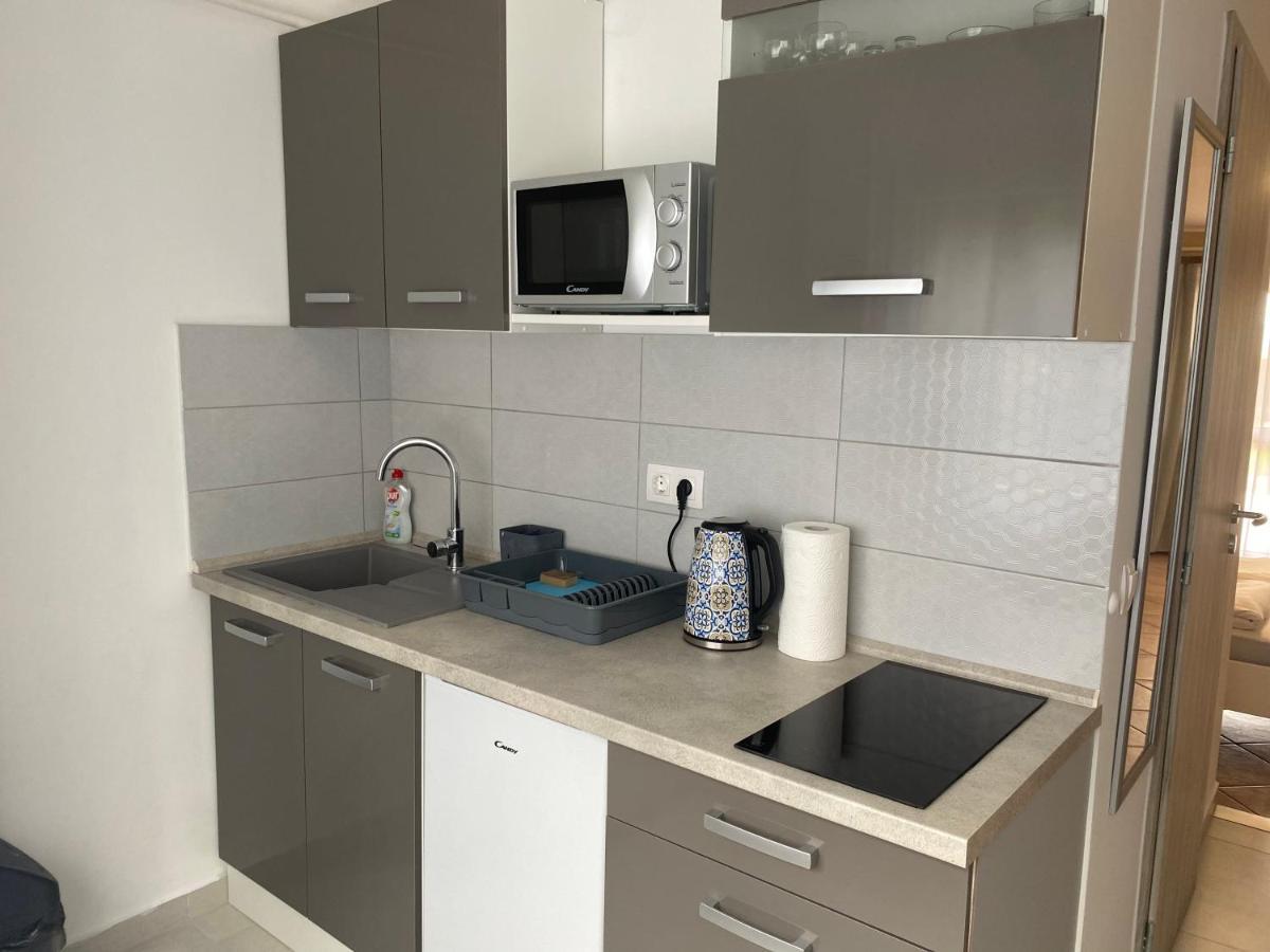 Sunset Beach Apartman Balatonfuzfo Exterior photo